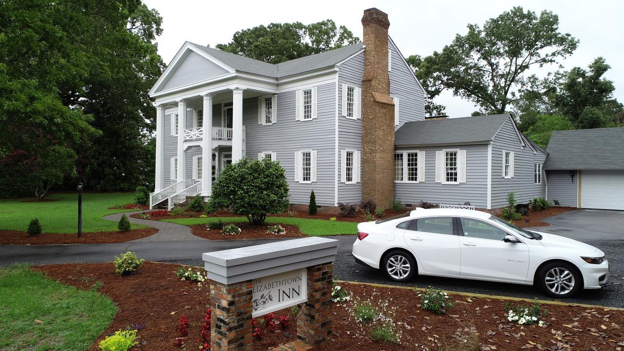 The Elizabethtown Inn ภายนอก รูปภาพ