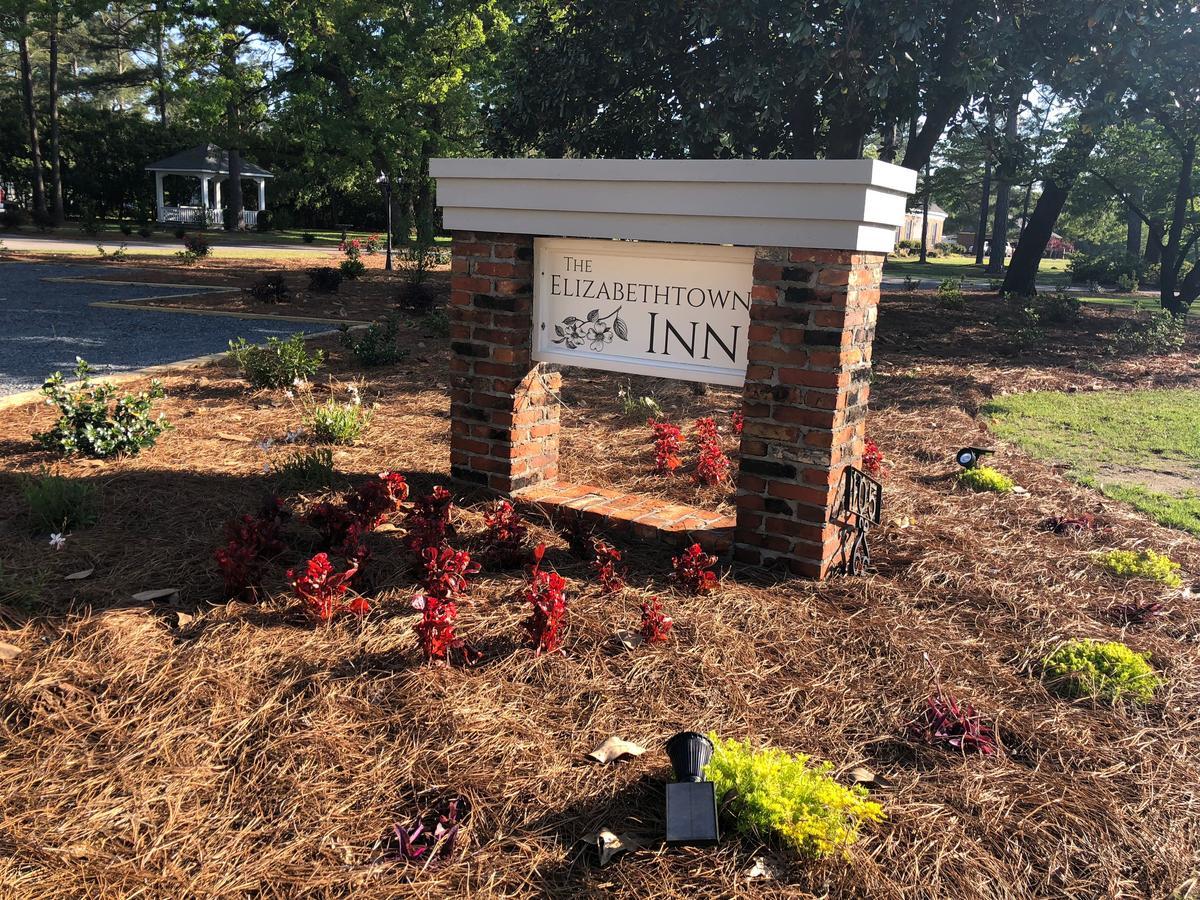 The Elizabethtown Inn ภายนอก รูปภาพ