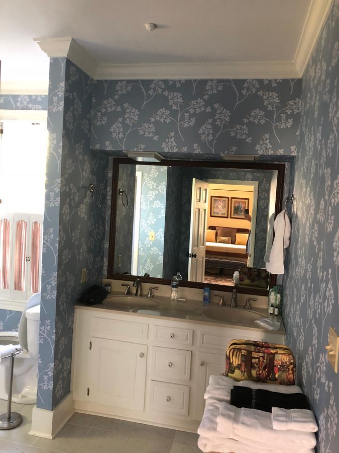 The Elizabethtown Inn ภายนอก รูปภาพ